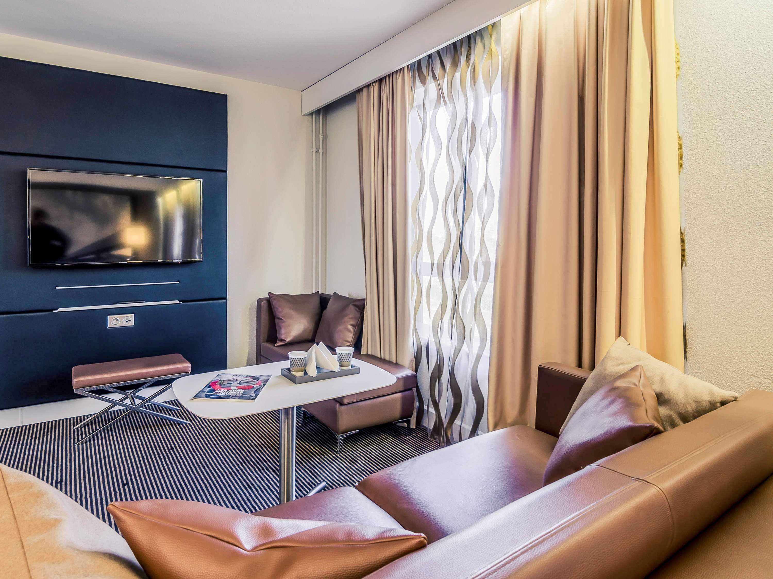 Mercure Cergy Pontoise Centre Exterior photo