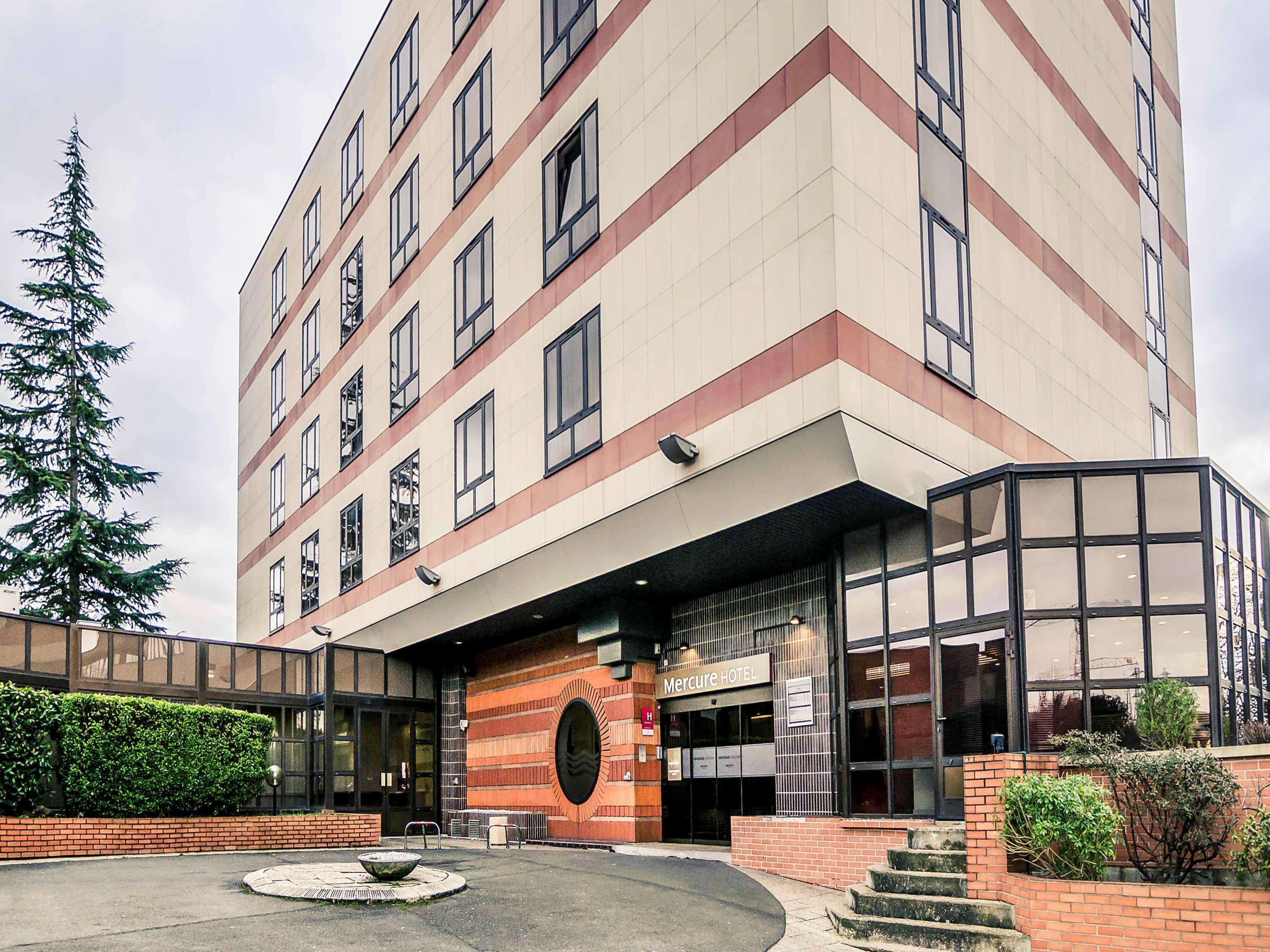 Mercure Cergy Pontoise Centre Hotel Exterior photo